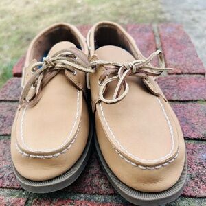 NEW Sperry Boys 5.5